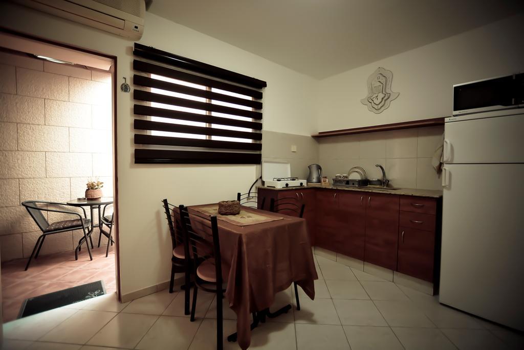 Mali Country Hospitality Hotel Eilat Buitenkant foto